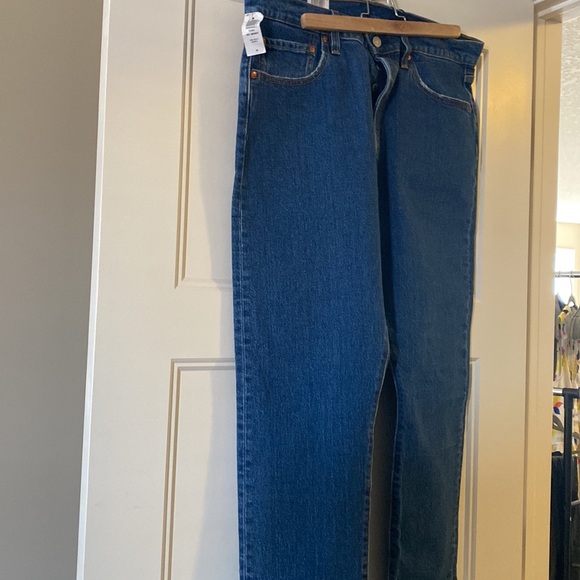 NWT 501 Skinny Levi’s - Picture 2 of 4